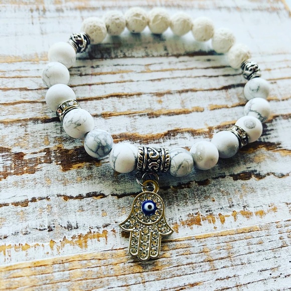 Evil Eye Protection Hamsa Essential Oil Diffuser - Picture 7 of 7